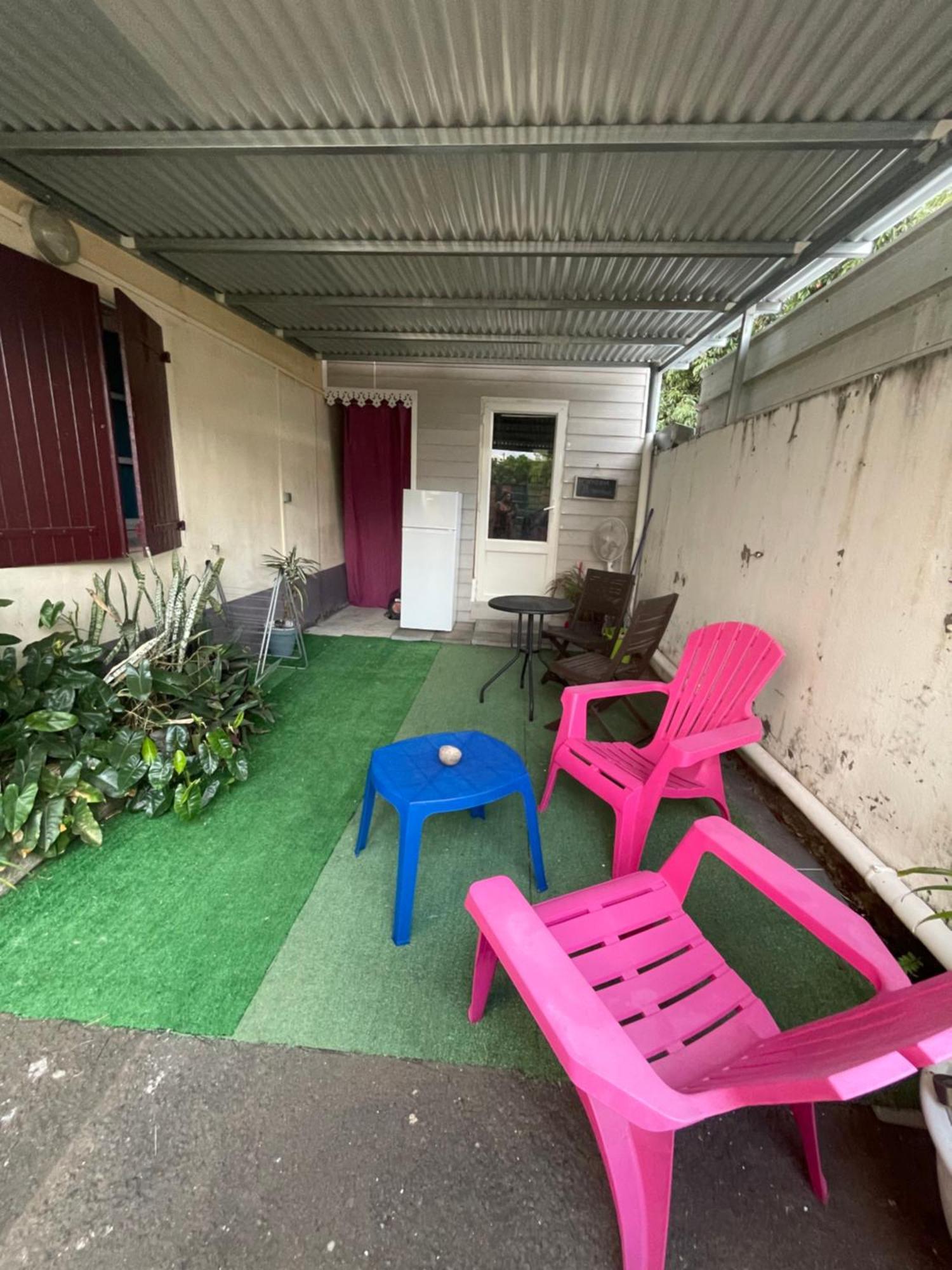 Mobilhome Pour 2 Personnes Le Tampon Luaran gambar